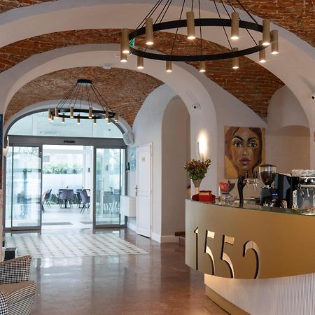 1552 Boutique Hotel Eger Bagian luar foto