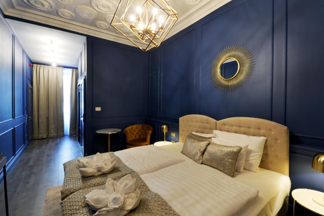 1552 Boutique Hotel Eger Bagian luar foto