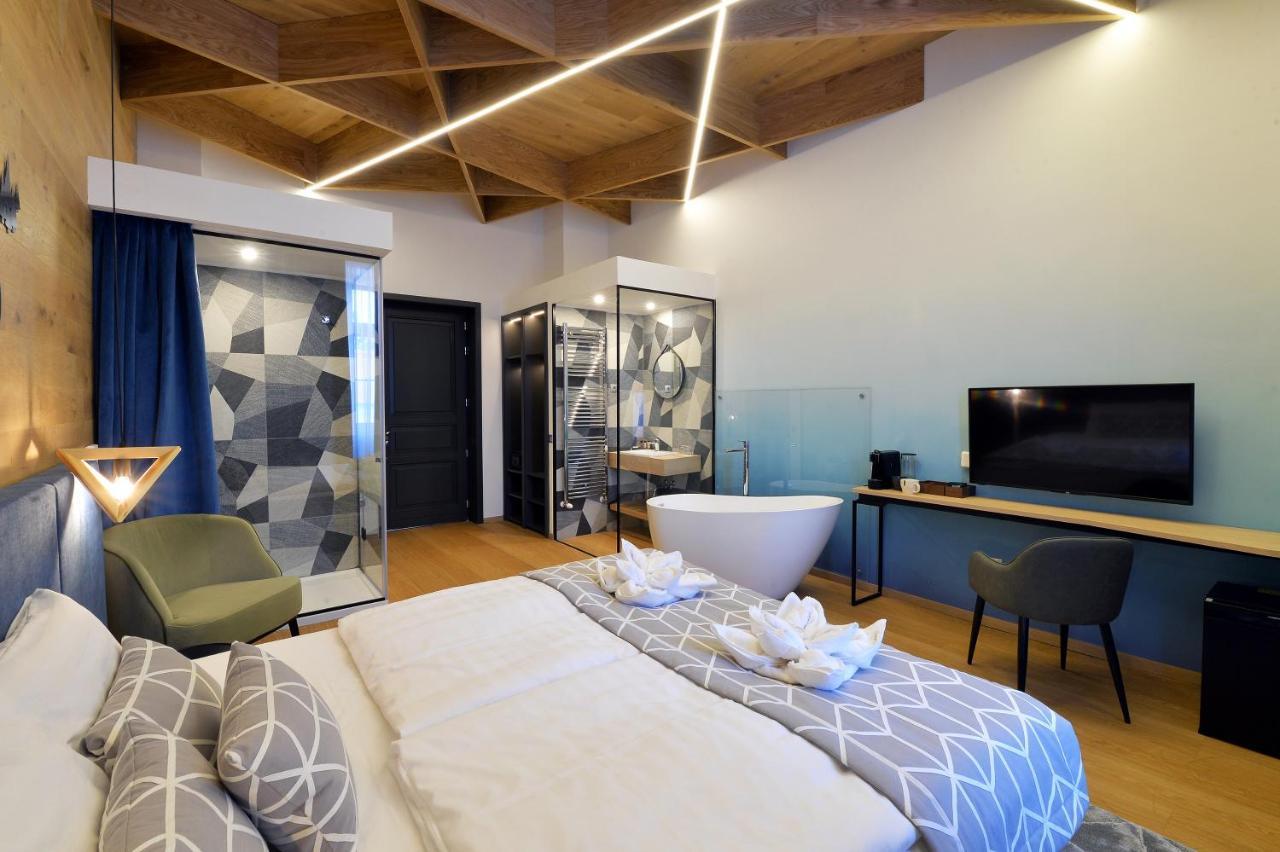 1552 Boutique Hotel Eger Bagian luar foto