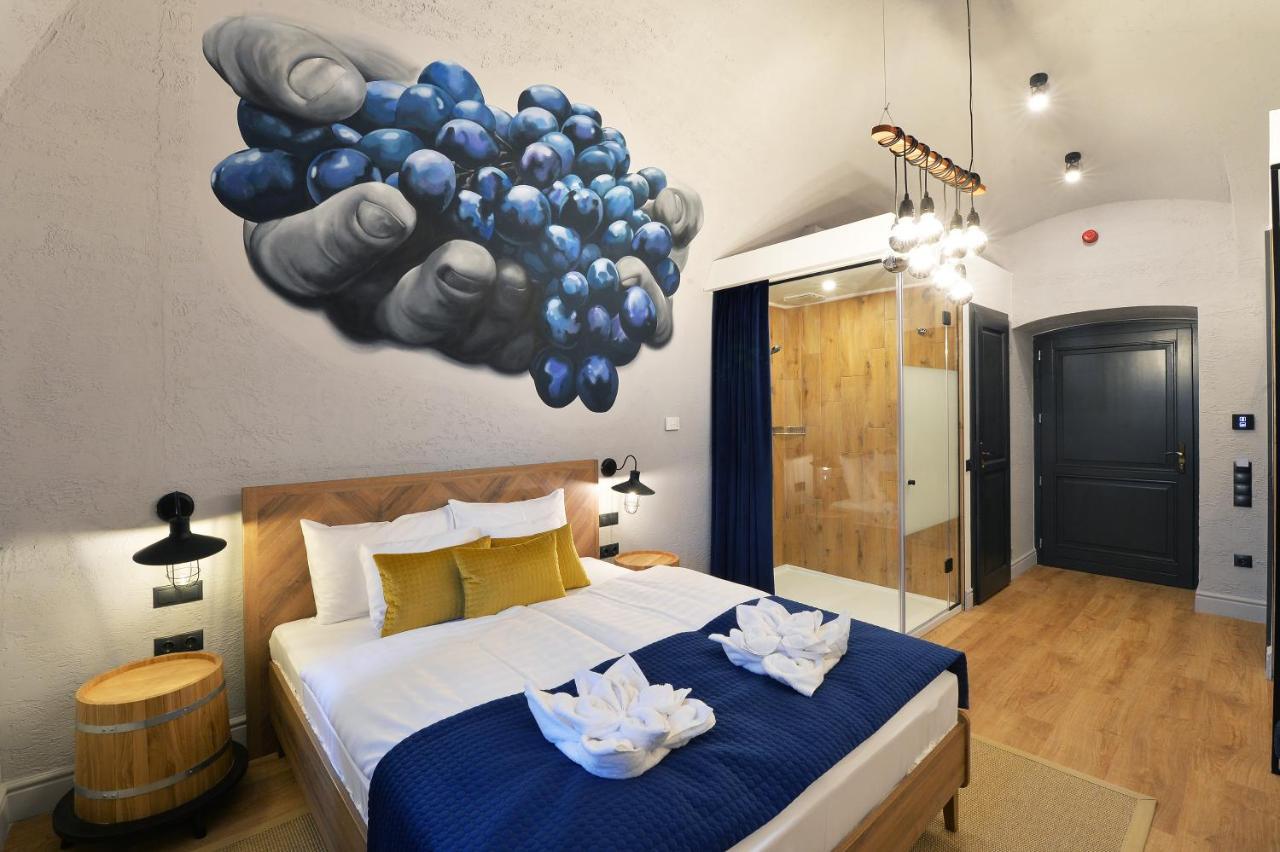 1552 Boutique Hotel Eger Bagian luar foto