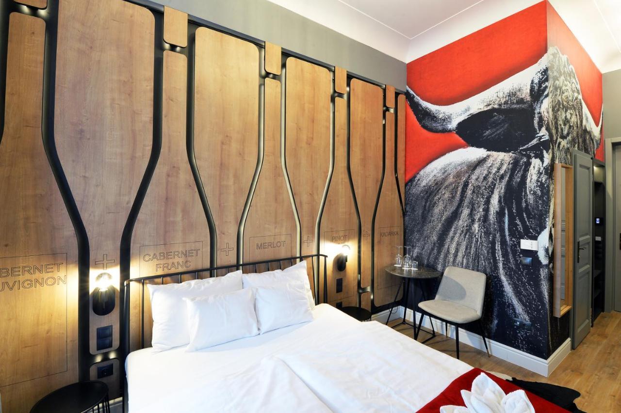 1552 Boutique Hotel Eger Bagian luar foto