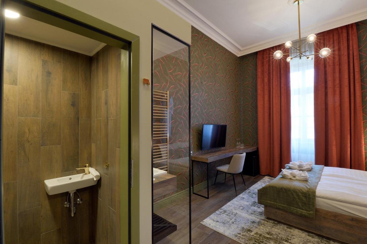 1552 Boutique Hotel Eger Bagian luar foto